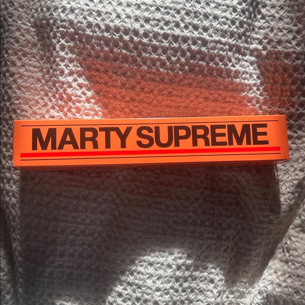 ✨ MARTY SUPREME RARE! FULL Box of ping pong balls from NYC movie premiere! ✨ - Picture 8 of 11